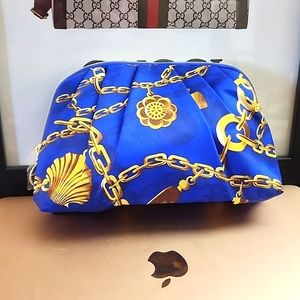 NWOT Estee Lauder makeup bag